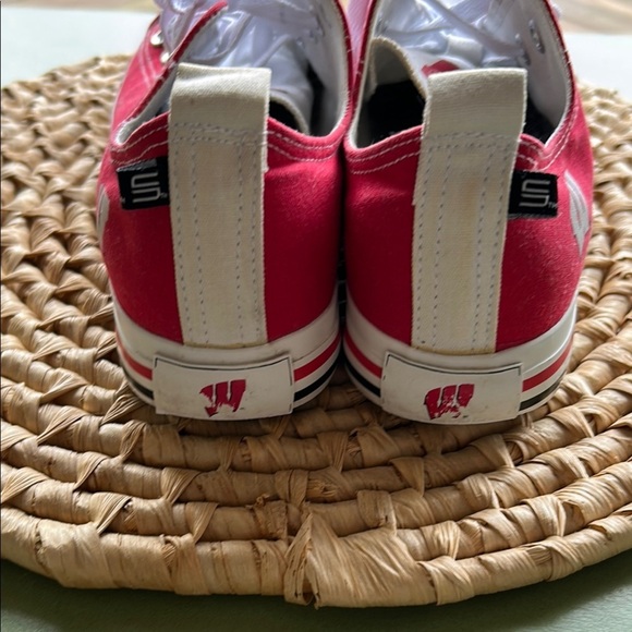 Converse UW Madison Red and White Canvas Sneakers size 10M - Picture 7 of 7